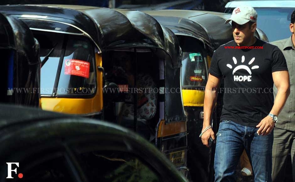 Images: Tiger mom, Salma celebrates 70th b'day with cub Salman Khan and family Images: Tiger mom, Salma celebrates 70th b'day with cub Salman Khan and family