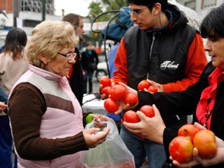 Feeling depressed? Eat tomatoes Feeling depressed? Eat tomatoes