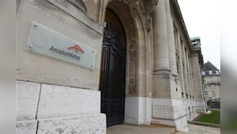 ArcelorMittal turns deaf ear to new debt cut chorus
