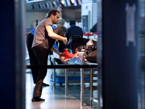 TSA to remove controversial naked X-ray scanners | KATU