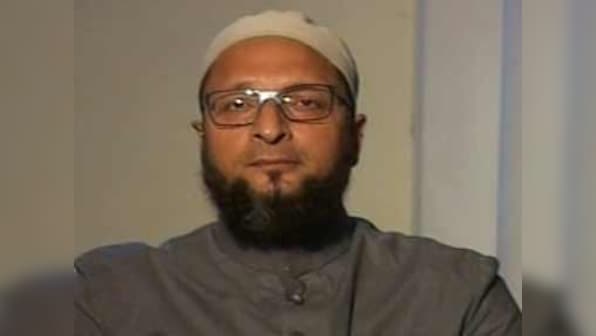 MIM's Asaduddin Owaisi surrenders, seeks bail in 2005 case