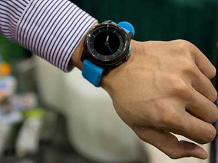 Cookoo: A smart watch that talks to your iPhone 