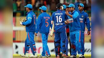 Ind vs Eng: Dhoni defends out-of-form Gambhir, Ashwin