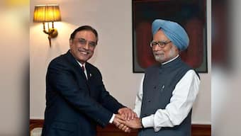 Does Manmohan want to be seen as Pak's appeaser-in-chief?