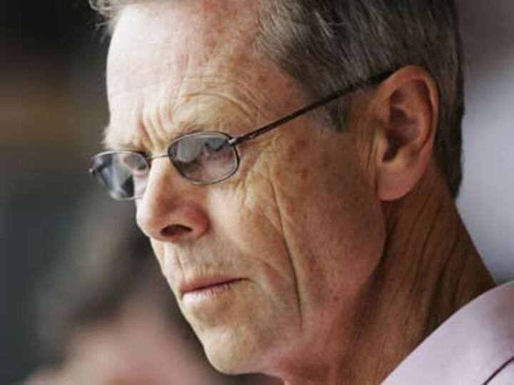 Cricket commentator Martin-Jenkins dies after cancer fight