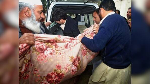 Pak govt sets up commission to probe anti-graft official's death
