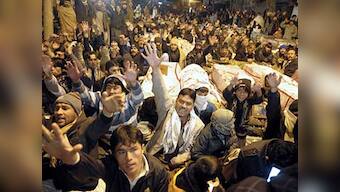 Pak bombings: Shias in Quetta refuse to bury victims, demand Army control 