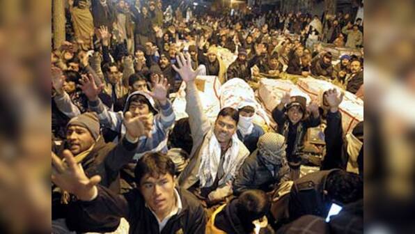 Pak bombings: Shias in Quetta refuse to bury victims, demand Army control 