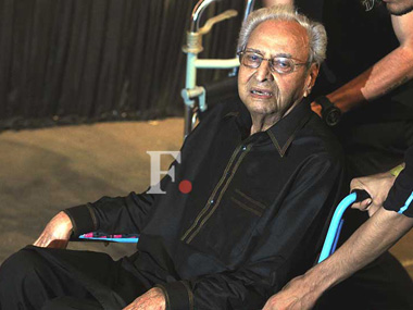 Veteran actor Pran recuperating at hospital Veteran actor Pran recuperating at hospital