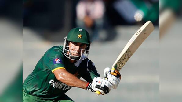 Pakistan's Nasir Jamshed will be punished if he does not cooperate with spot-fixing inquiry, says PCB