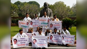 Ministers against AP division to take their battle to Delhi