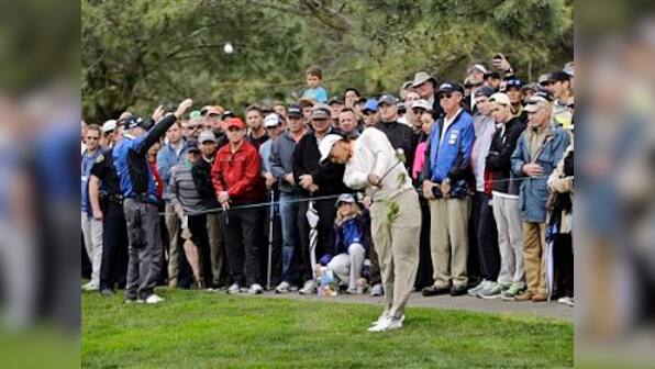 Tiger three back of leaders Choi, Snedeker at Torrey Pines
