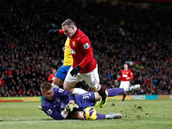 EPL: Rooney helps Man United surge ahead, Chelsea held to draw 