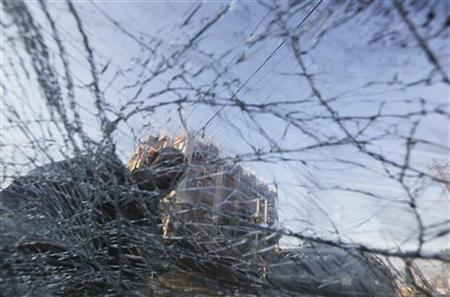 Bombs kill 23 across Iraq as sectarian strife grows Bombs kill 23 across Iraq as sectarian strife grows