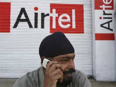 Airtel,Voda asked to pay Rs 3,800 cr as one-time fee in Jan