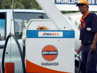 Hike in diesel price by 2-3 rupees per litre: sources Hike in diesel price by 2-3 rupees per litre: sources