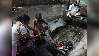 The Rs 10k-VIP cremation: How the dead in Kolkata are fleeced