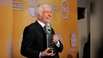 Dick Van Dyke honored for lifetime achievement at SAG awards 2013