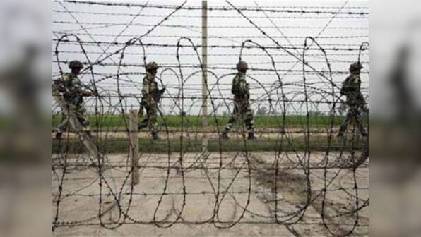 Pak troops kill 2 Indian soldiers, India calls it 'unacceptable'