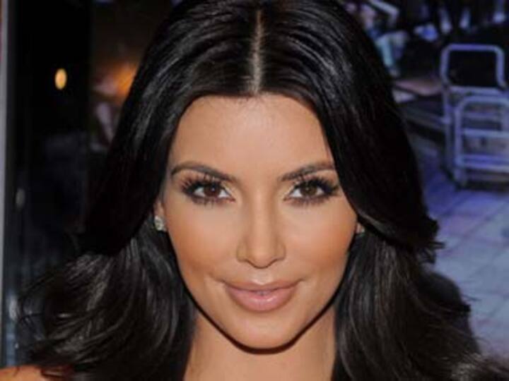 Pregnant Kim Kardashian faces fans' ire