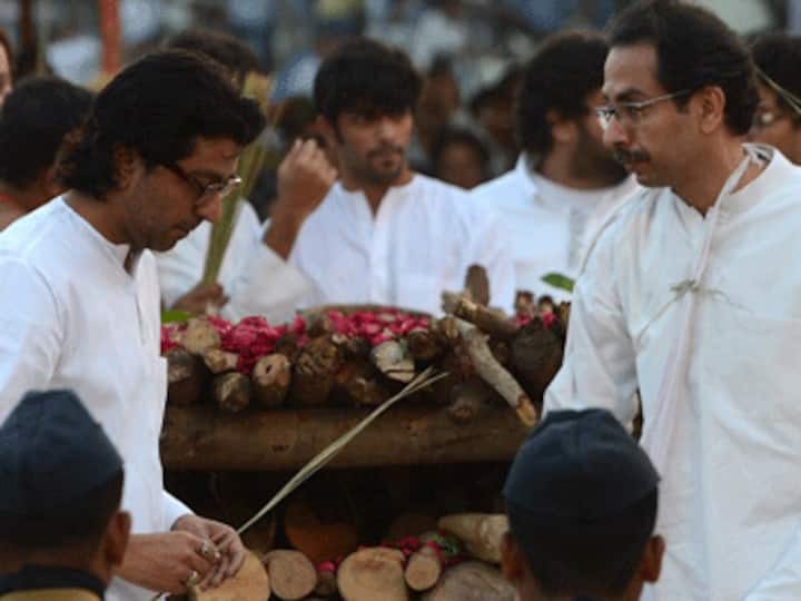 Uddhav Thackeray’s bid half-hearted, Raj unlikely to bite Uddhav Thackeray’s bid half-hearted, Raj unlikely to bite