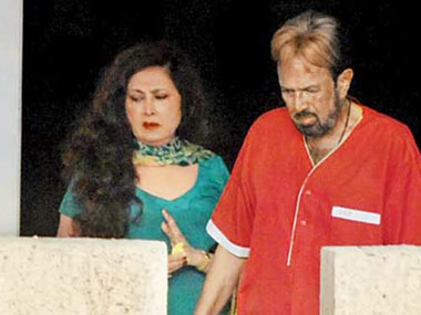 Anita Advani slaps new lawsuit on Dimple, Akshay Anita Advani slaps new lawsuit on Dimple, Akshay