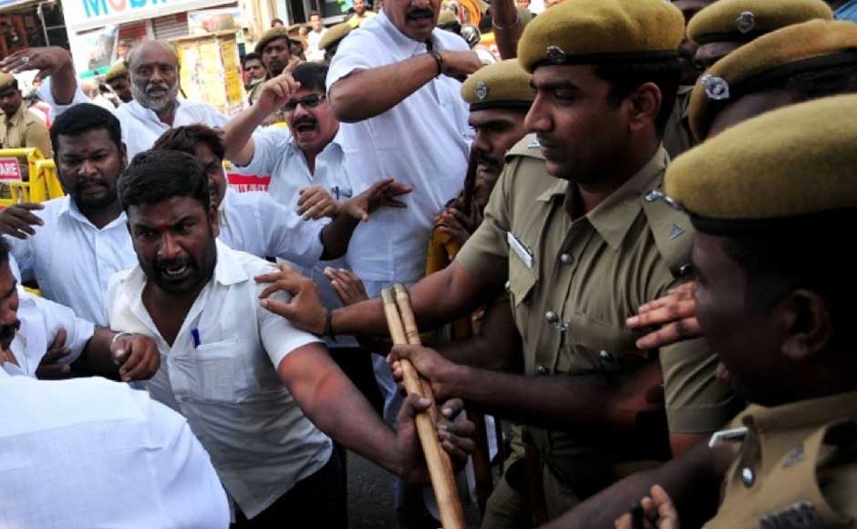 Police attempt to control the group of protesters in Chennai. Firstpost Police attempt to control the group of protesters in Chennai. Firstpost