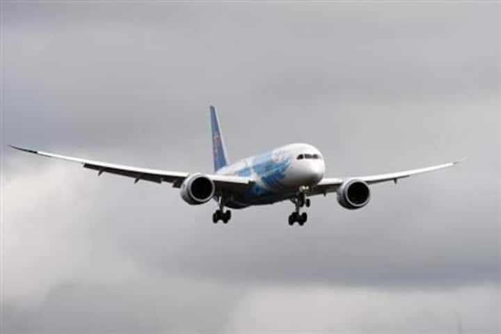 US clears Boeing 787 for test flights, as delays loom