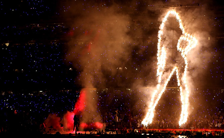 Images Beyonce S Sizzling Half Time Show At Super Bowl Photos News Firstpost