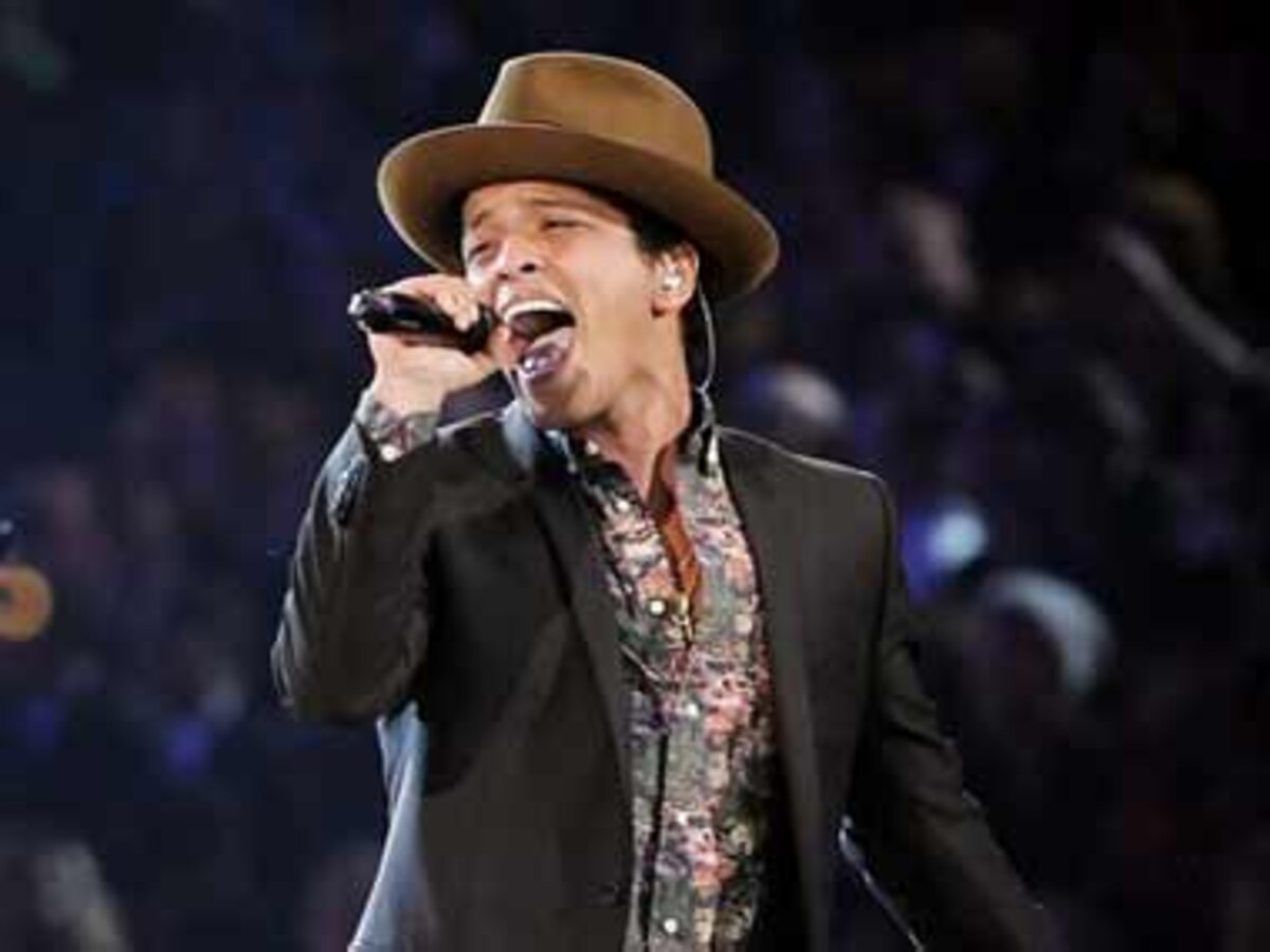 Bruno Mars' Net Worth - How Rich is the Pop Singer Songwriter?