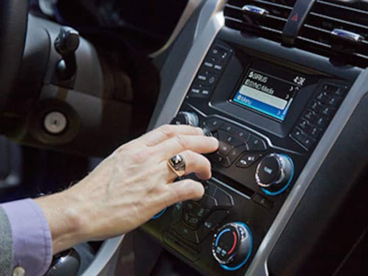 Budget wishlist: Auto cos want lower excise on large cars Budget wishlist: Auto cos want lower excise on large cars