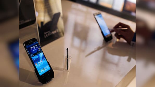 Samsung slashes prices of Galaxy S III and Note II