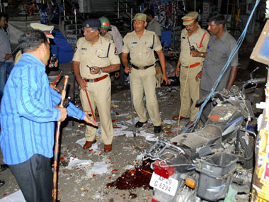 Many clues found in Hyderabad blasts probe: AP Home Minister Many clues found in Hyderabad blasts probe: AP Home Minister