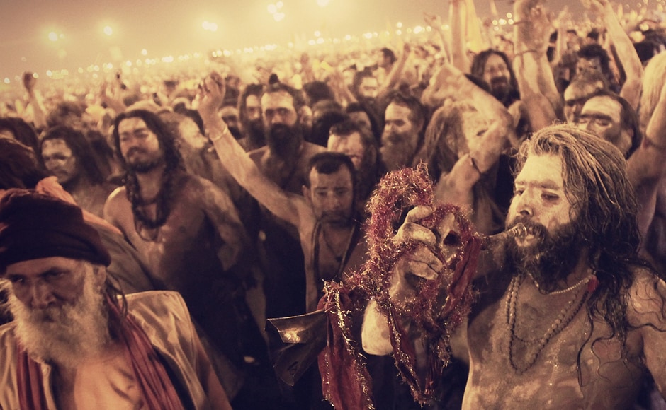 The Naga Sadhus sometimes break into inpromptu chants of Har Har Mahadev just to keep the rapidly declining adrenaline pumping. They have miles to go. Trilok Sengupta The Naga Sadhus sometimes break into inpromptu chants of Har Har Mahadev just to keep the rapidly declining adrenaline pumping. They have miles to go. Trilok Sengupta