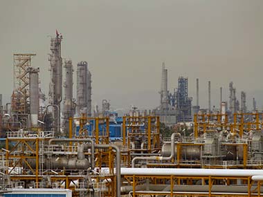 New 'hostile' US sanctions complicate India-Iran oil trade New 'hostile' US sanctions complicate India-Iran oil trade