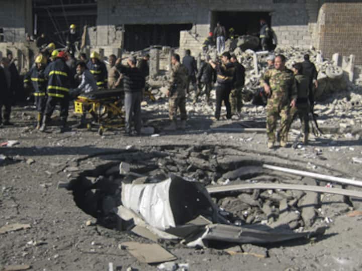 Suicide bomber kills four north of Baghdad