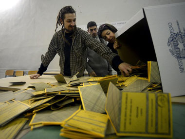 Italy elections: Deadlock as results show no clear winner Italy elections: Deadlock as results show no clear winner