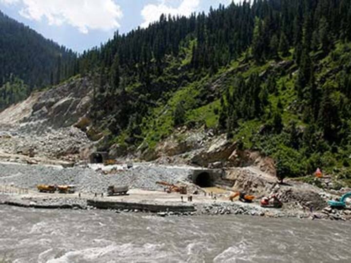 Hague court upholds India's right on Kishanganga project