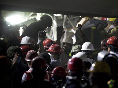 Mexico oil company explotion: 25 Killed, 101 injured Mexico oil company explotion: 25 Killed, 101 injured