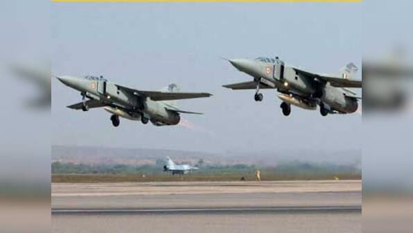 MiG-27 crashes in Rajasthan, pilot bails out 