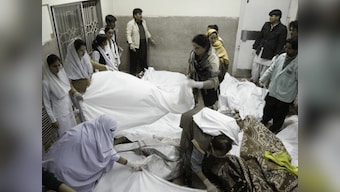 10 killed, 30 injured in Iraq car bombing 
