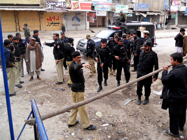 Blast in Pakistan's Quetta market leaves 58 dead, over 170 injured Blast in Pakistan's Quetta market leaves 58 dead, over 170 injured