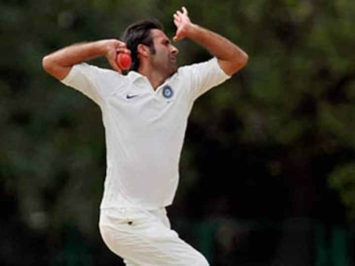 Parvez Rassol spins Australians out for 241 Parvez Rassol spins Australians out for 241