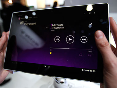 Sony shows off 'world's thinnest' Xperia Z tablet at MWC 2013 Sony shows off 'world's thinnest' Xperia Z tablet at MWC 2013