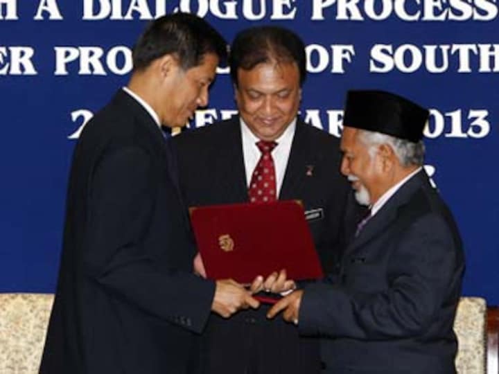 Thailand government, Muslim militants to hold peace talks