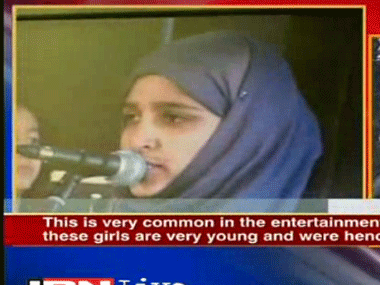 Kashmir girl band: Hurriyat distances itself from fatwa Kashmir girl band: Hurriyat distances itself from fatwa