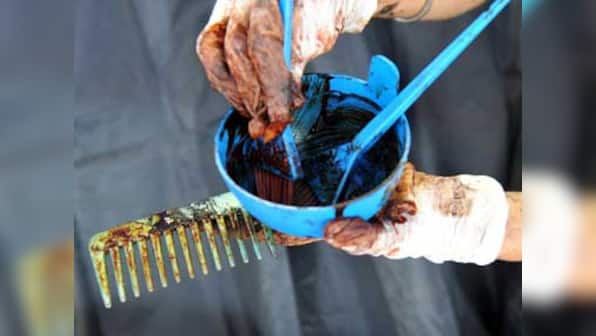 Love to dye your hair! Beware, this may cause cancer