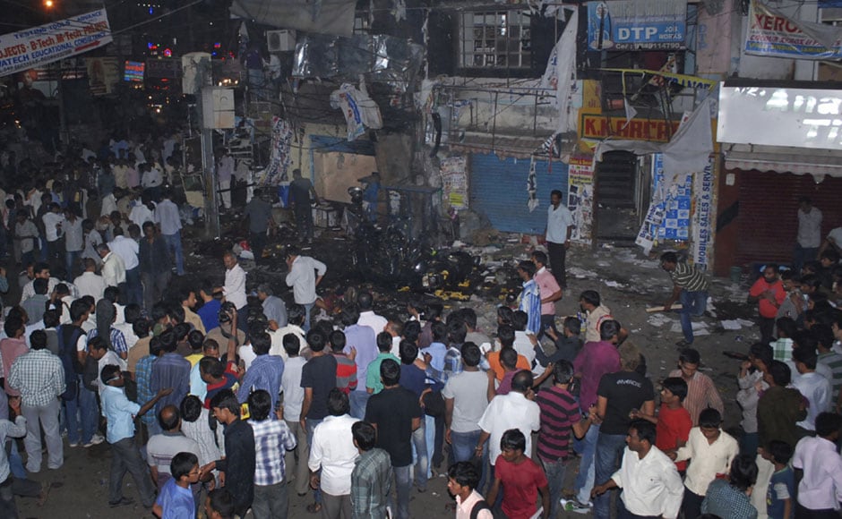 Hyderabad Blast Images: Scenes Of Wreckage As Toll Climbs To 14 ...