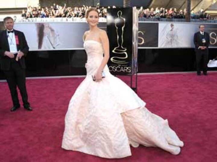 Oscars 2013: Old Hollywood glamour revived on the red carpet 