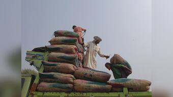 Pak to bring down trade barriers with India, vows MFN status